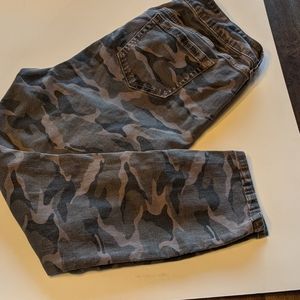 Torrid camouflage jeans/size 14